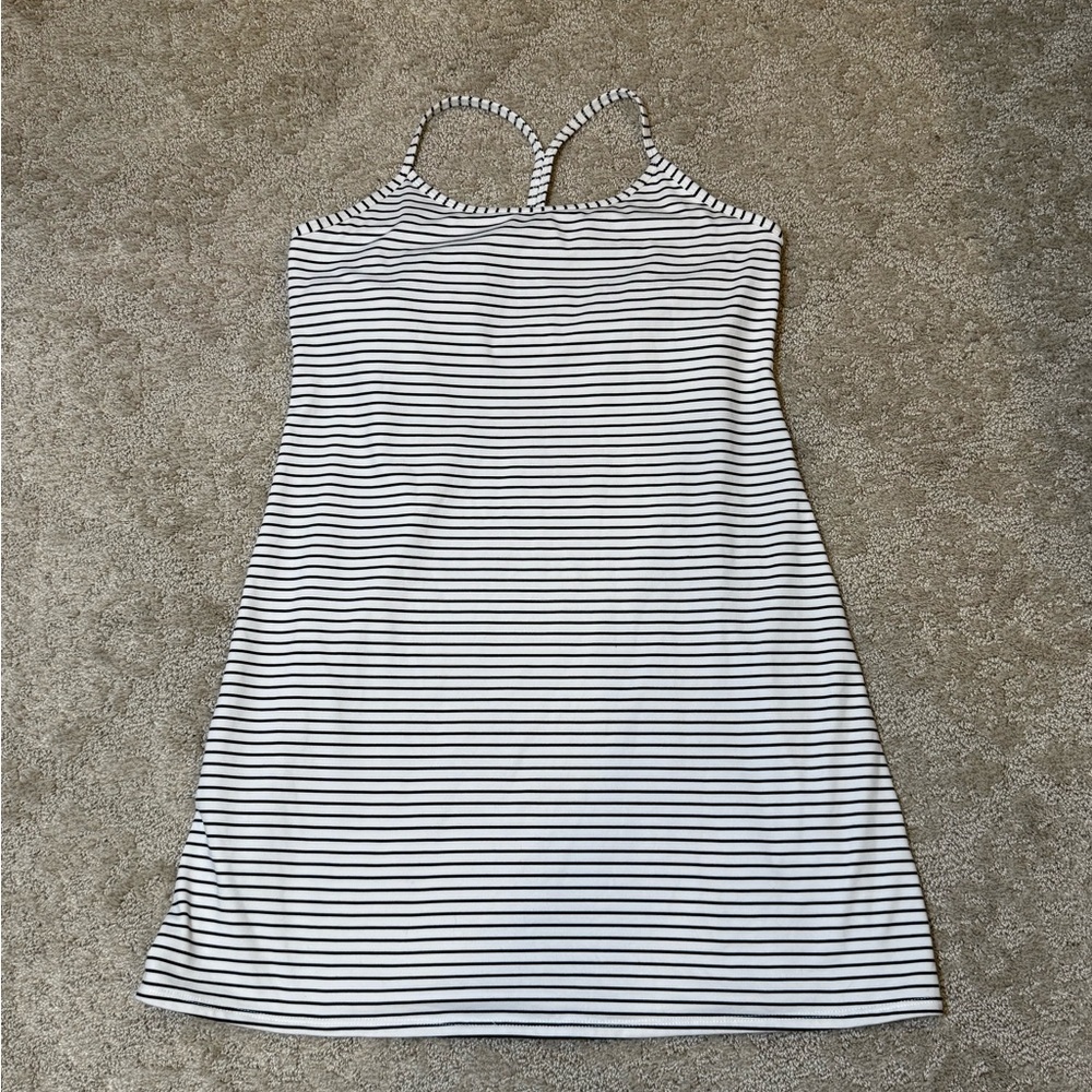 Womens Black & White Striped Sleeveless Athletic Dress.